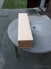 Dřevěná polička - 2