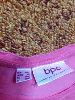 Dámské tričko. - 2