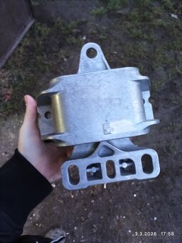 Silentblok motoru - 2