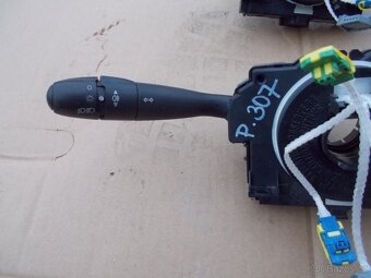 Přepínací páčky Peugeot 307 - 2