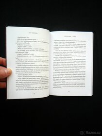 Archa knih - Jan Tománek ( rozfoceno 2 snímky ) - 2
