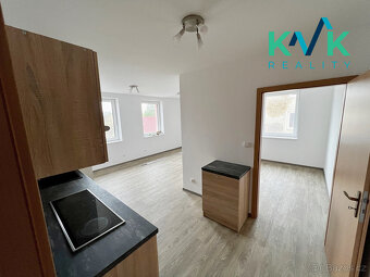 Pronájem bytu 2+kk, Hroznětín, po rekonstrukci - 2