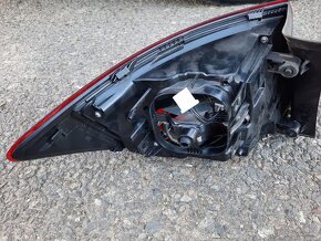 Škoda Karoq zadni pravé světlo - 2