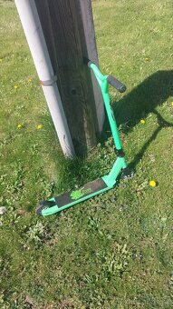 Freestyle dětská koloběžka Grit Atom - 2