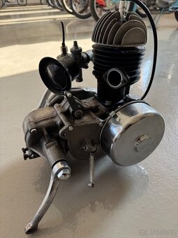 Jawa robot 100 motor po go - 2
