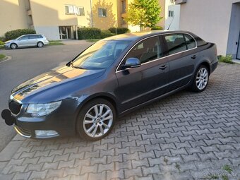 Škoda Superb 2.0tdi rok 2010 - 2