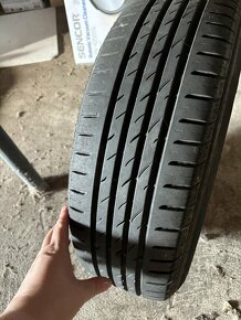 4x Plechove disky + letni pneu 195/65 R15 - 2