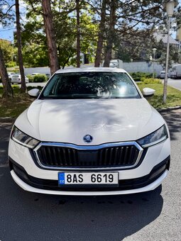 Škoda octavia 4 2.0TDI r.v. 2021 SEDAN - 2