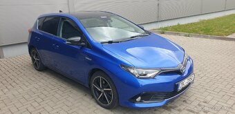 Toyota Auris 1.8 Hybrid, výbava Selection - 2