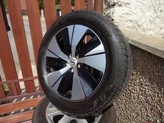Volvo XC40 + V90 CC - zánovní letní TOP alu 18" ET50,5 - 2