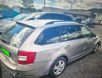 Škoda octavia 1.6 TDI 85Kw - 2