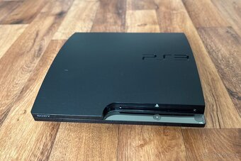 Playstation 3 Slim (CECH-2504B) 320 GB černá - 2