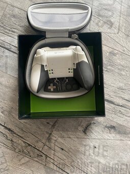 Xbox elite ovladač - 2