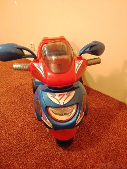 Prodám dětskou bateriovou motorku - 2