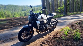 Honda CB1000r - 2