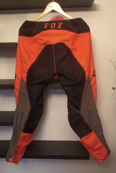 Kalhoty Fox vel.32(menší) - 2