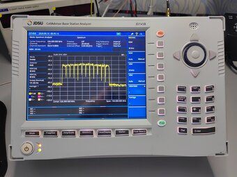 JDSU JD745B spektrální analyzátor 4 GHz + Tracking generátor - 2
