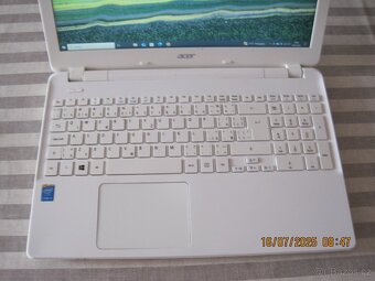 Acer aspire V3-572-34NX - 2