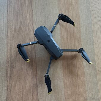 Dron DJI Mavic Pro (Fly More Combo)+ příslušenství - 2