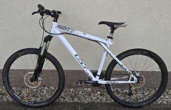 GT Avalanche 1.0 - horské kolo - 2