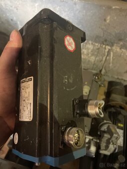 Elektromotor krokovy, servo, stejnosměrný - 2