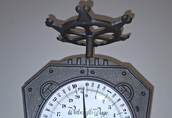 Starožitná německá figurální litinová váha D.R. - 2