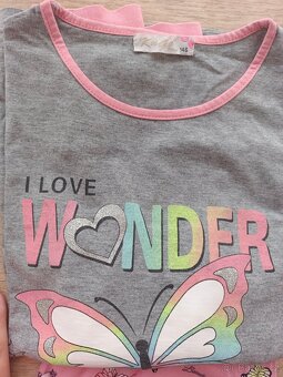 Dívčí pyžamo- vel.134/140 - 2