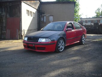 Octavia Rs1 Cervena Dily - 2