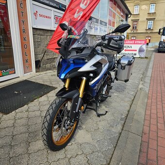 Voge 525 DSX, PŘEDVÁDĚCÍ, DPH, tovární záruka, najeto 870km - 2