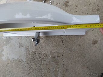 Umyvadlo Laufen, včetně baterie - 2