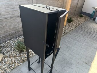 Gril na gyros uzavřený - 2