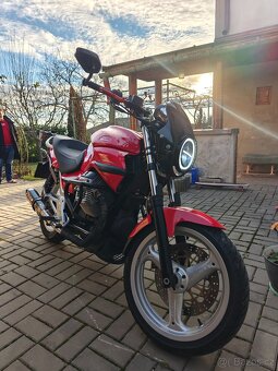 Moto Guzzi Breva 750 - 2