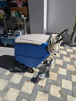 Mycí stroj COLUMBUS - 2