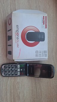 Tlačítkový telefon,,V,, - 2