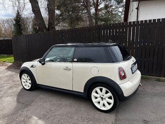 MINI Cooper D r56 - 2