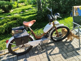 Moped Stadion S11 ušák - 2