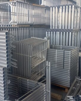 Lešení BAUMANN hliník 200m2 - 2