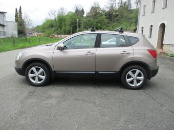 NISSAN QASHQAI - 2.0 i , 4WD, Tažné zařízení, Automat - 2