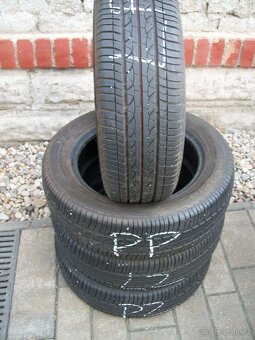 letní pneu Yaris Bridgestone 175.65.15 90% - 2