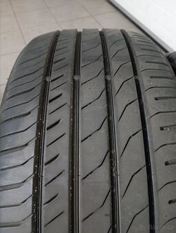 Pneu 225/45/17 - 2