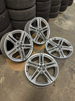 Orig. ALU Audi 5x112, ET39, R20, 8.0J, 80A601025N, Q5 SQ5 - 2