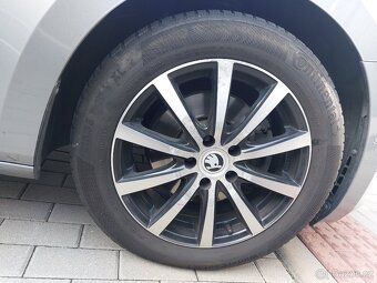 Sada ALU kol 5x112 17" + zimní pneu 215/55 R17 V XL Superb - 2