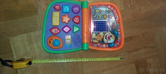 Dvojjazyčný notebook od Fisher Price - 2