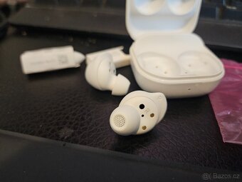 Samsung Galaxy Buds FE - nová, kompletní balení - 2