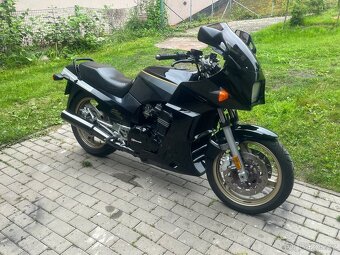 Kawasaki gpz 900R - 2