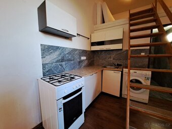 Pronájem bytu 1+kk Královo Pole, 27 m², trvalý pobyt, prip. - 2