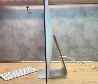 iMac Retina 5K, 27-inch, 2017, 4.2GHz Intel Core i7 - 2