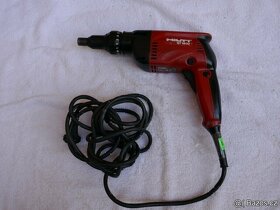 MONTÁŽNÍ ŠROUBOVÁK HILTI ST 1800 - 2