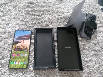 Samsung Galaxy Z Flip 5 256GB - 2