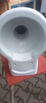 Zavesne wc kerasan delka 55x38 - 2